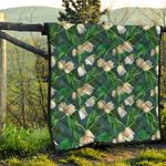 White Tulip Pattern Print Quilt