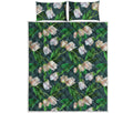 White Tulip Pattern Print Quilt Bed Set