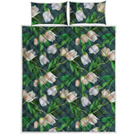 White Tulip Pattern Print Quilt Bed Set
