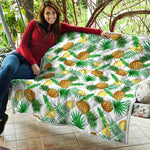 White Watercolor Pineapple Pattern Print Quilt