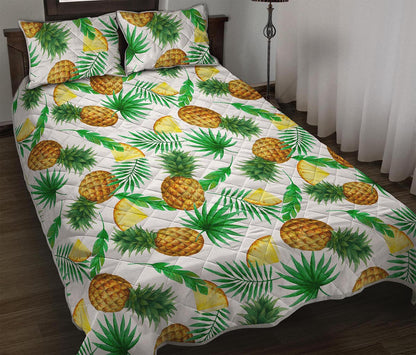 White Watercolor Pineapple Pattern Print Quilt Bed Set