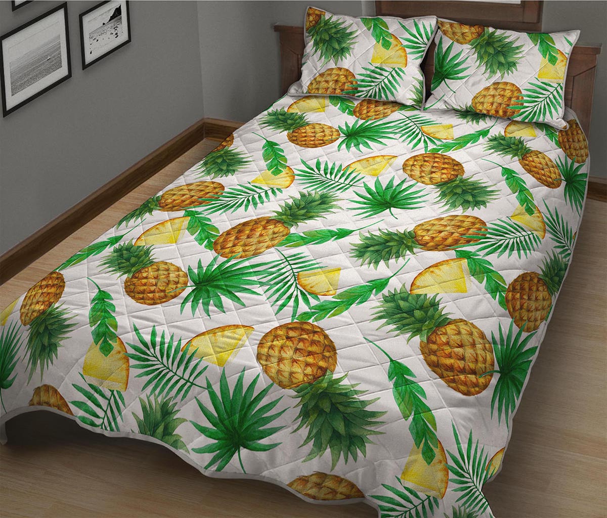 White Watercolor Pineapple Pattern Print Quilt Bed Set
