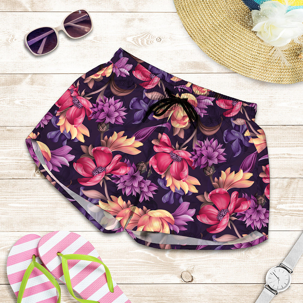 Wild Flower Print Women's Shorts