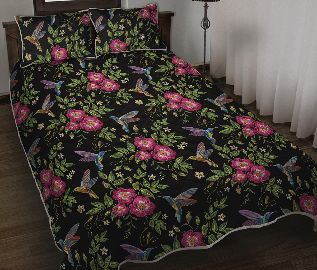 Wild Flowers And Hummingbird Print Quilt Bed Set