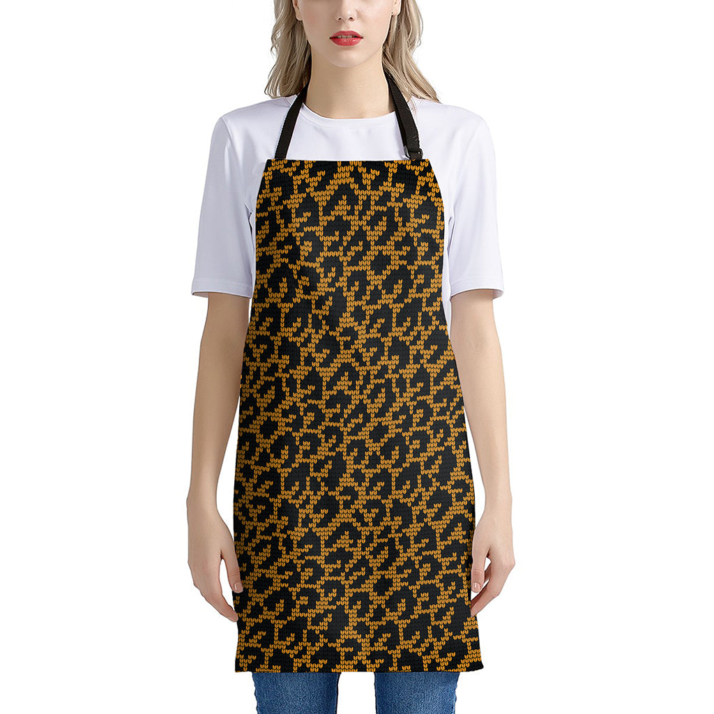 Wild Leopard Knitted Pattern Print Apron