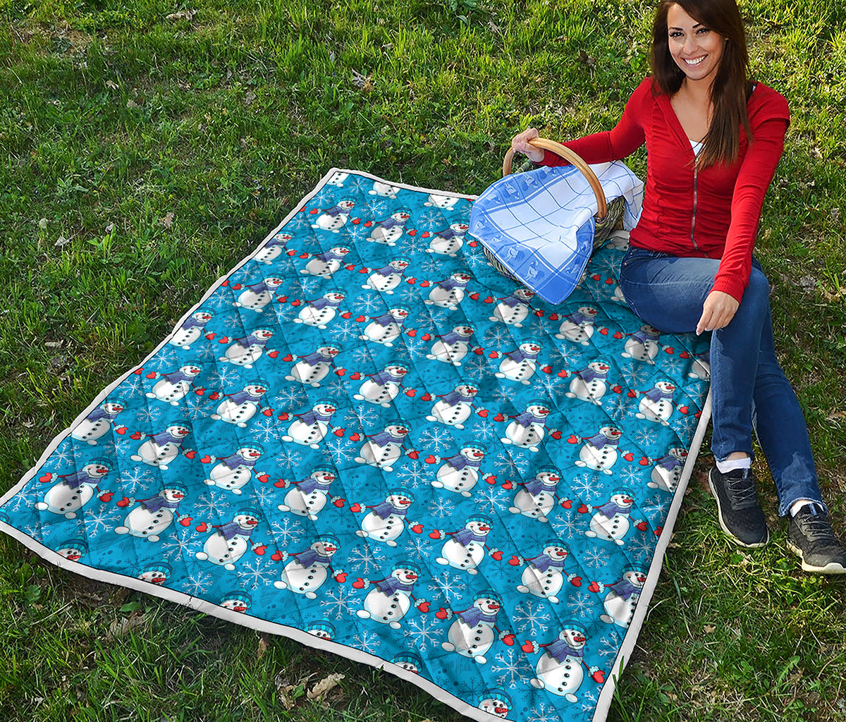 Winter Snowman Pattern Print Quilt