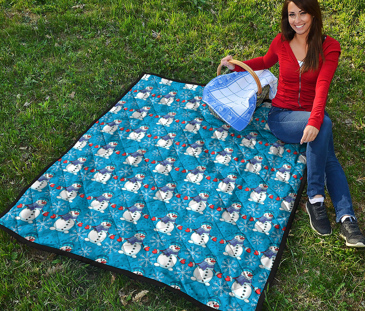 Winter Snowman Pattern Print Quilt
