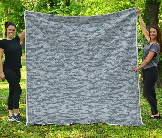 Winter Tiger Stripe Camo Pattern Print Quilt