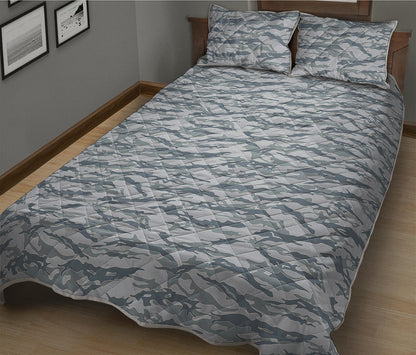 Winter Tiger Stripe Camo Pattern Print Quilt Bed Set