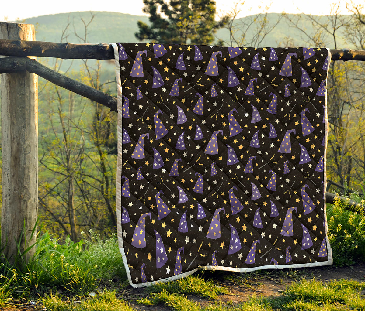 Wizard Hat Pattern Print Quilt