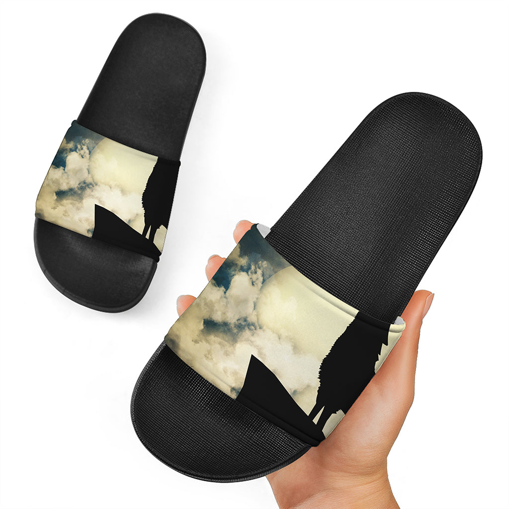 Wolf Howling At The Full Moon Print Black Slide Sandals