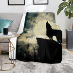 Wolf Howling At The Full Moon Print Blanket