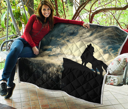 Wolf Howling At The Full Moon Print Quilt