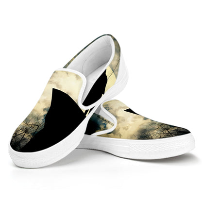 Wolf Howling At The Full Moon Print White Slip On Shoes