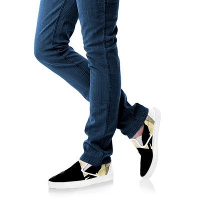 Wolf Howling At The Full Moon Print White Slip On Shoes