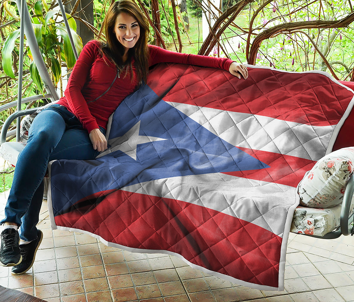 Wrinkled Puerto Rican Flag Print Quilt