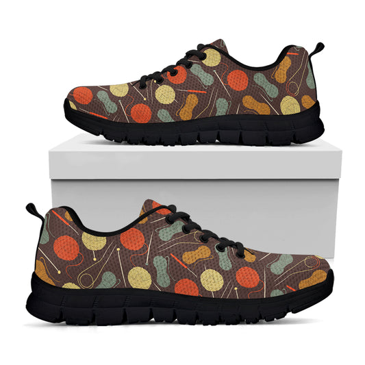 Yarn And Needle Pattern Print Black Sneakers