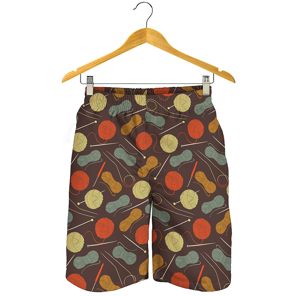 Yarn And Needle Pattern Print Men's Shorts