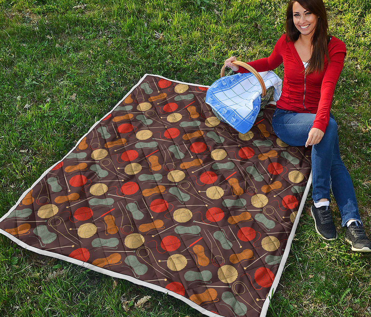 Yarn And Needle Pattern Print Quilt