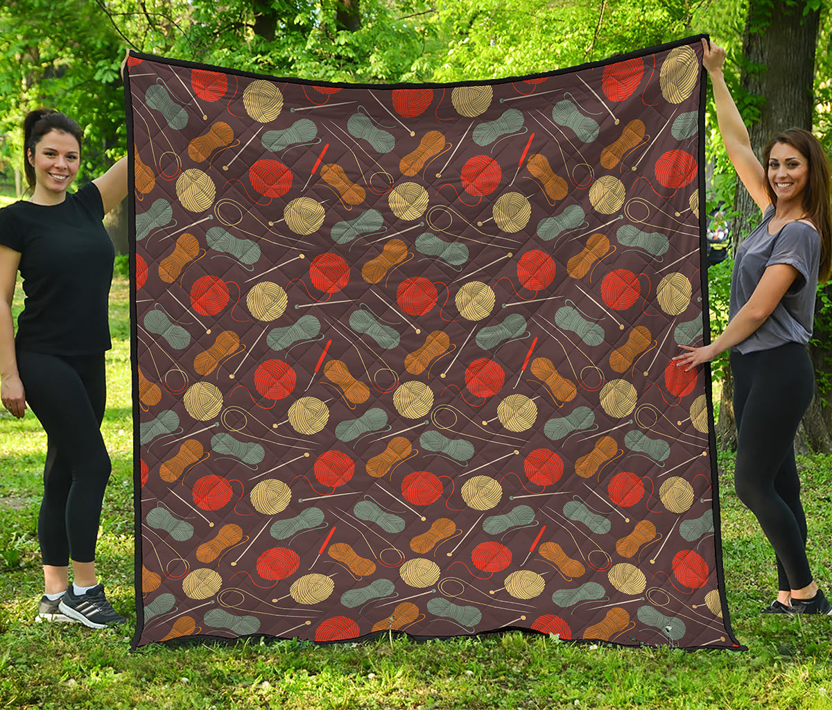 Yarn And Needle Pattern Print Quilt