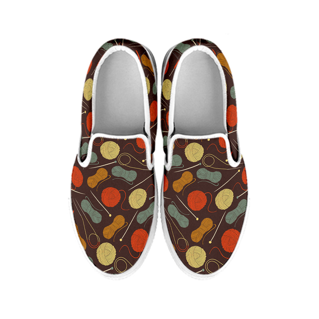 Yarn And Needle Pattern Print White Slip On Shoes