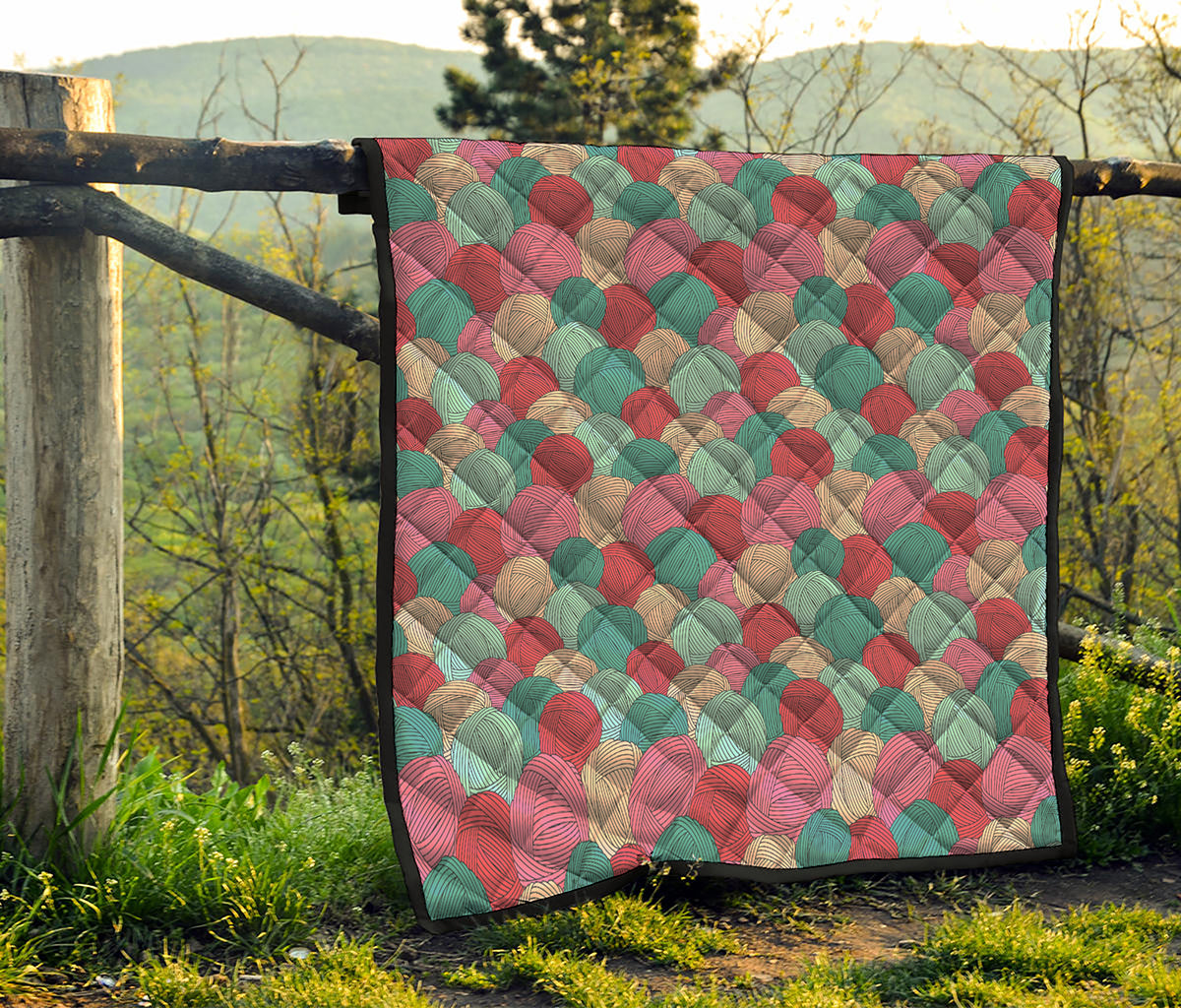 Yarn Balls Pattern Print Quilt