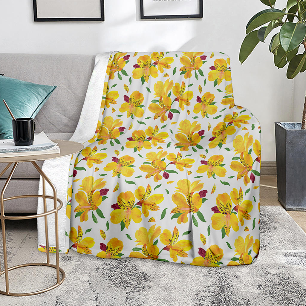 Yellow Alstroemeria Pattern Print Blanket