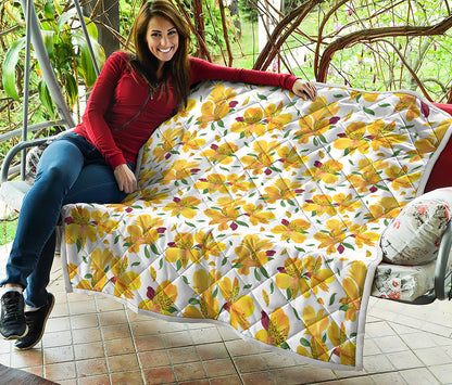 Yellow Alstroemeria Pattern Print Quilt