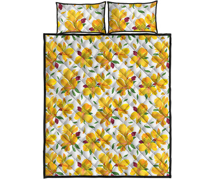 Yellow Alstroemeria Pattern Print Quilt Bed Set