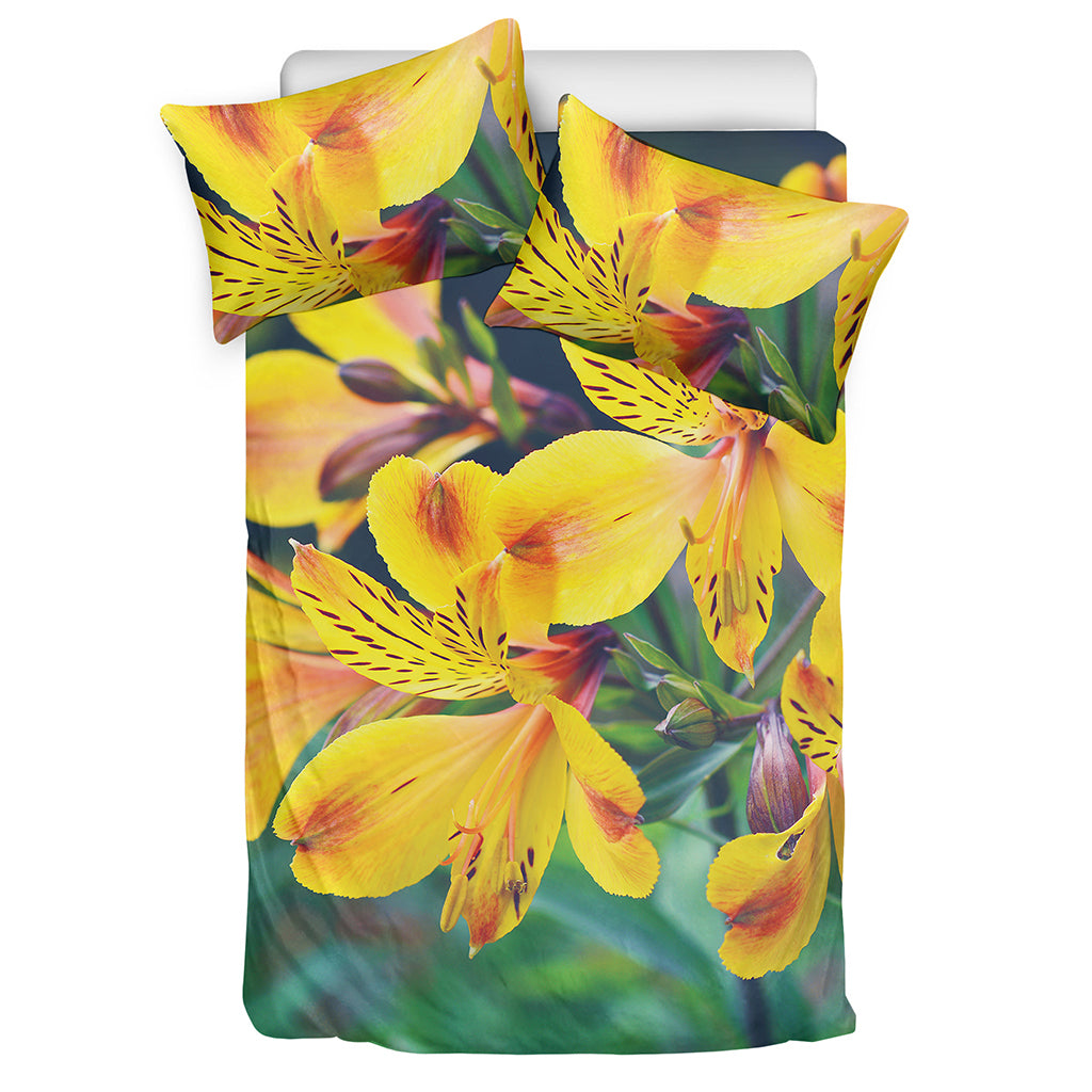 Yellow Alstroemeria Print Duvet Cover Bedding Set