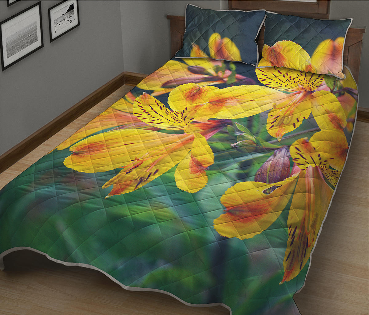 Yellow Alstroemeria Print Quilt Bed Set