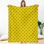 Yellow And Black Dart Pattern Print Blanket