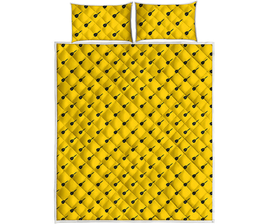 Yellow And Black Dart Pattern Print Quilt Bed Set