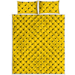 Yellow And Black Dart Pattern Print Quilt Bed Set