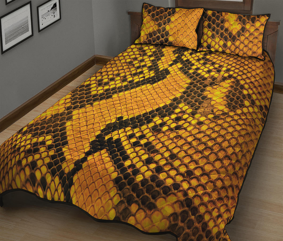 Yellow And Black Snakeskin Print Quilt Bed Set