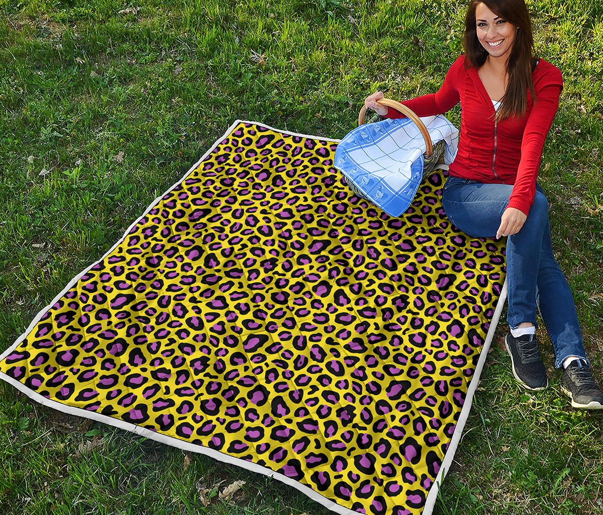 Yellow And Purple Leopard Pattern Print Quilt