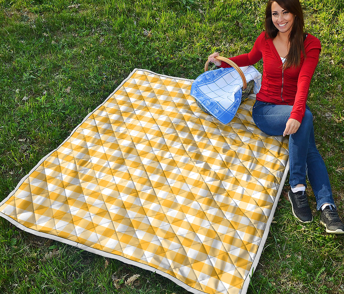 Yellow And White Gingham Pattern Print Quilt