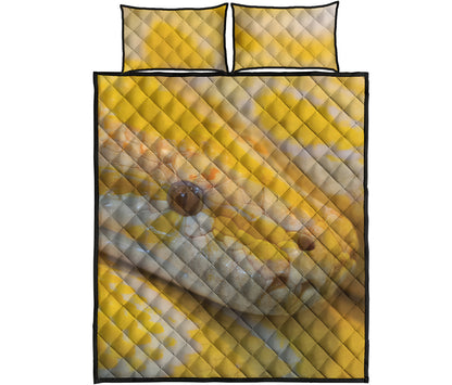 Yellow And White Python Snake Print Quilt Bed Set