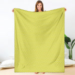 Yellow And White Zigzag Pattern Print Blanket