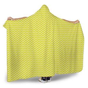 Yellow And White Zigzag Pattern Print Hooded Blanket