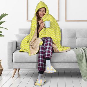 Yellow And White Zigzag Pattern Print Hooded Blanket