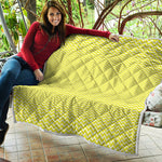 Yellow And White Zigzag Pattern Print Quilt