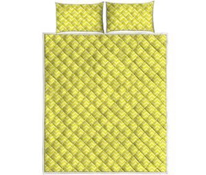 Yellow And White Zigzag Pattern Print Quilt Bed Set