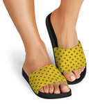 Yellow Bee Pattern Print Black Slide Sandals