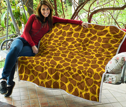 Yellow Brown Giraffe Pattern Print Quilt