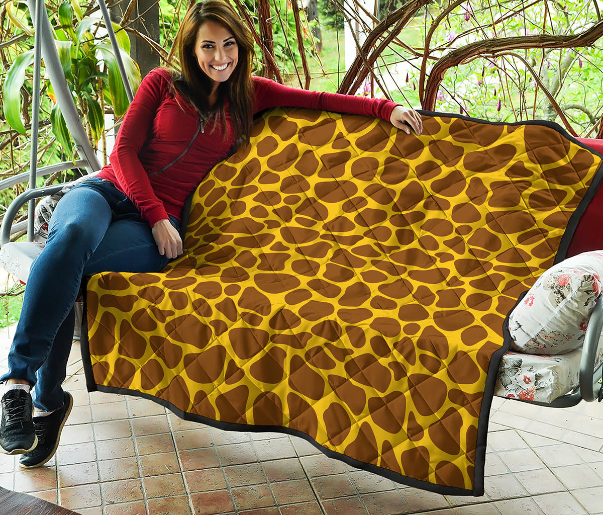 Yellow Brown Giraffe Pattern Print Quilt