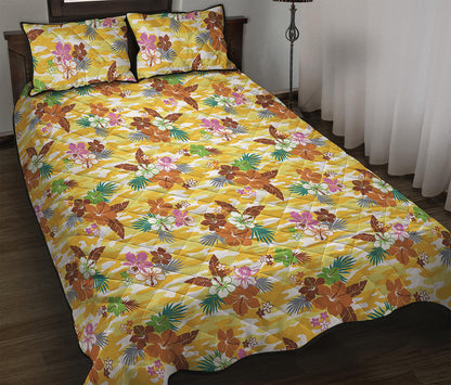 Yellow Camo And Hibiscus Flower Print Quilt Bed Set
