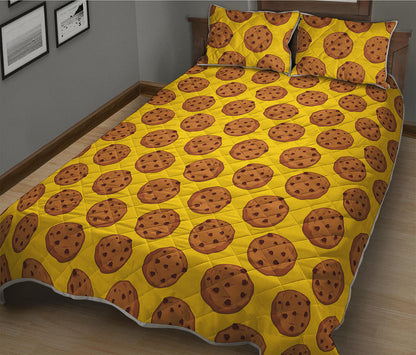 Yellow Cookie Pattern Print Quilt Bed Set
