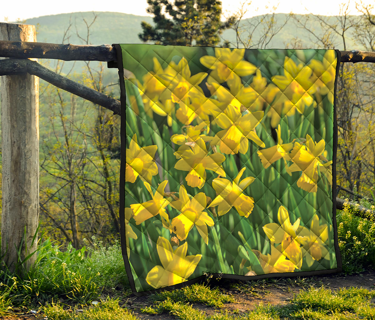 Yellow Daffodil Flower Print Quilt
