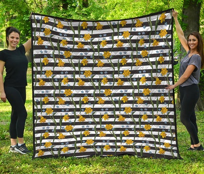 Yellow Daffodil Striped Pattern Print Quilt
